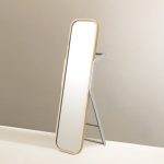 gleam-stand-miror